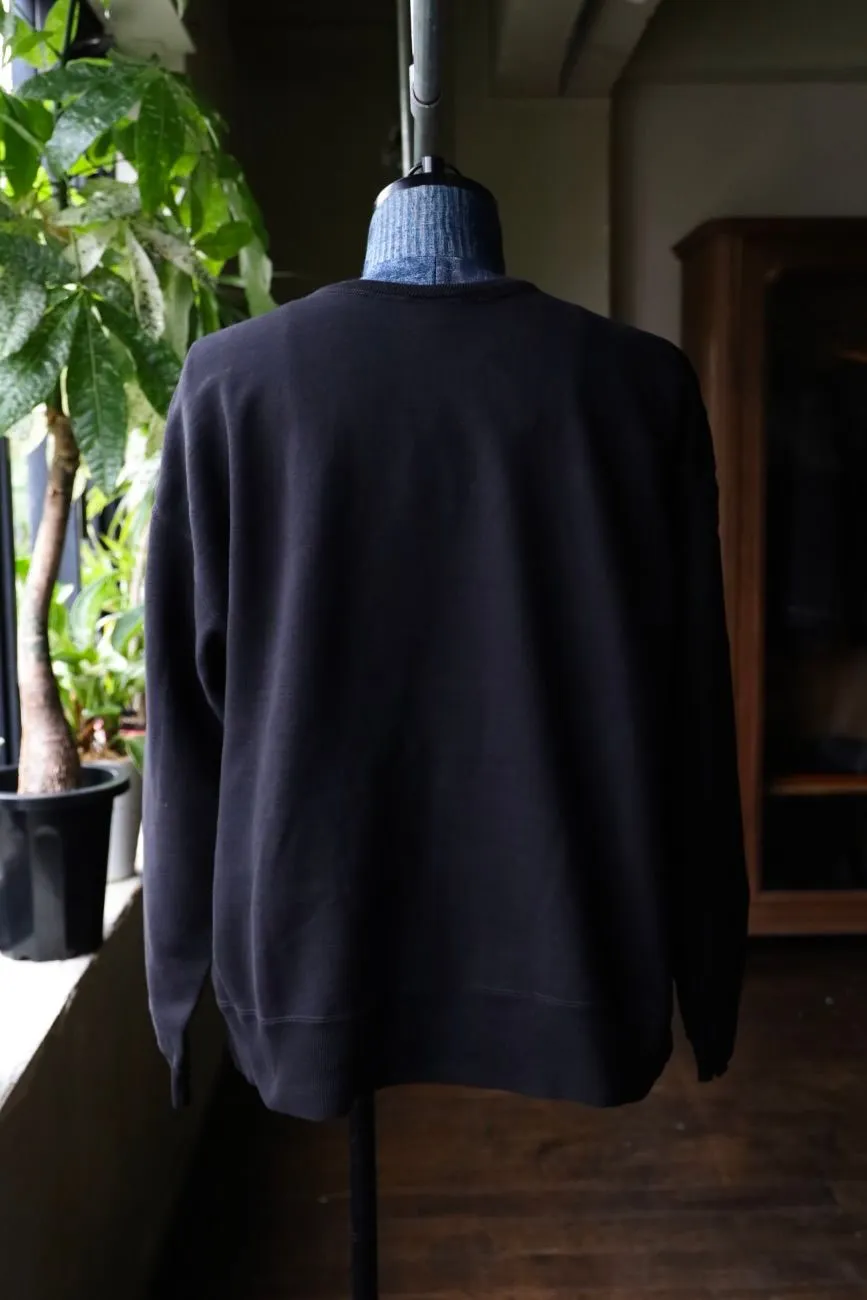 SAINT Mxxxxxx CRW NECK SWET/SAINT SPORT/BLK Colorful Gradient SAINT Round Neck Sweatshirt Black S-XL Original 420g David's Cloth Light Fleece Genuine Plate Main Mark Washing Mark and Other Accessories Complete and Correct Correct Level of Printing Technology Natural Gradient Transition Original Loose Fit Comfortable and Easy to Wear